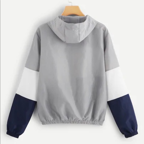 Color Block Hooded Jacket - Picture 2 of 4